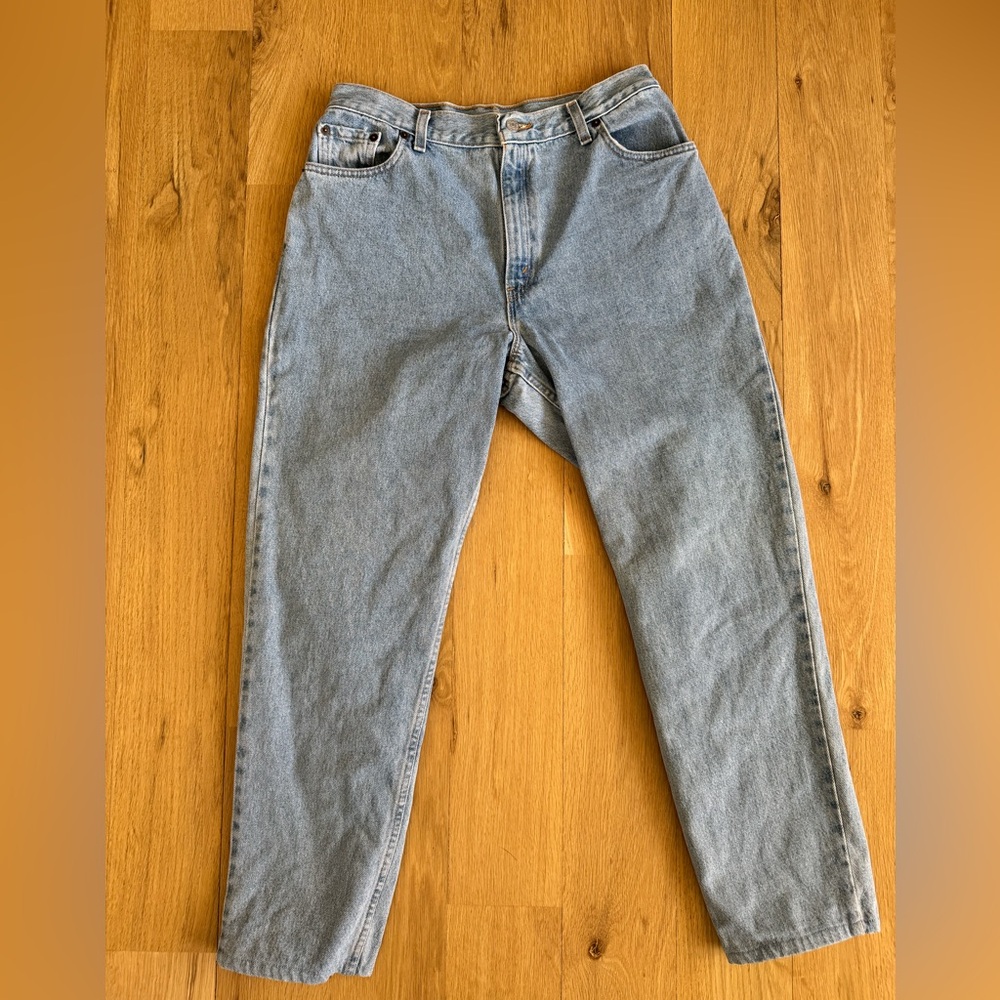Levi’s 550 Jeans Womens 14 M Light Wash High Rise Mom Jeans Relaxed Tapered USA